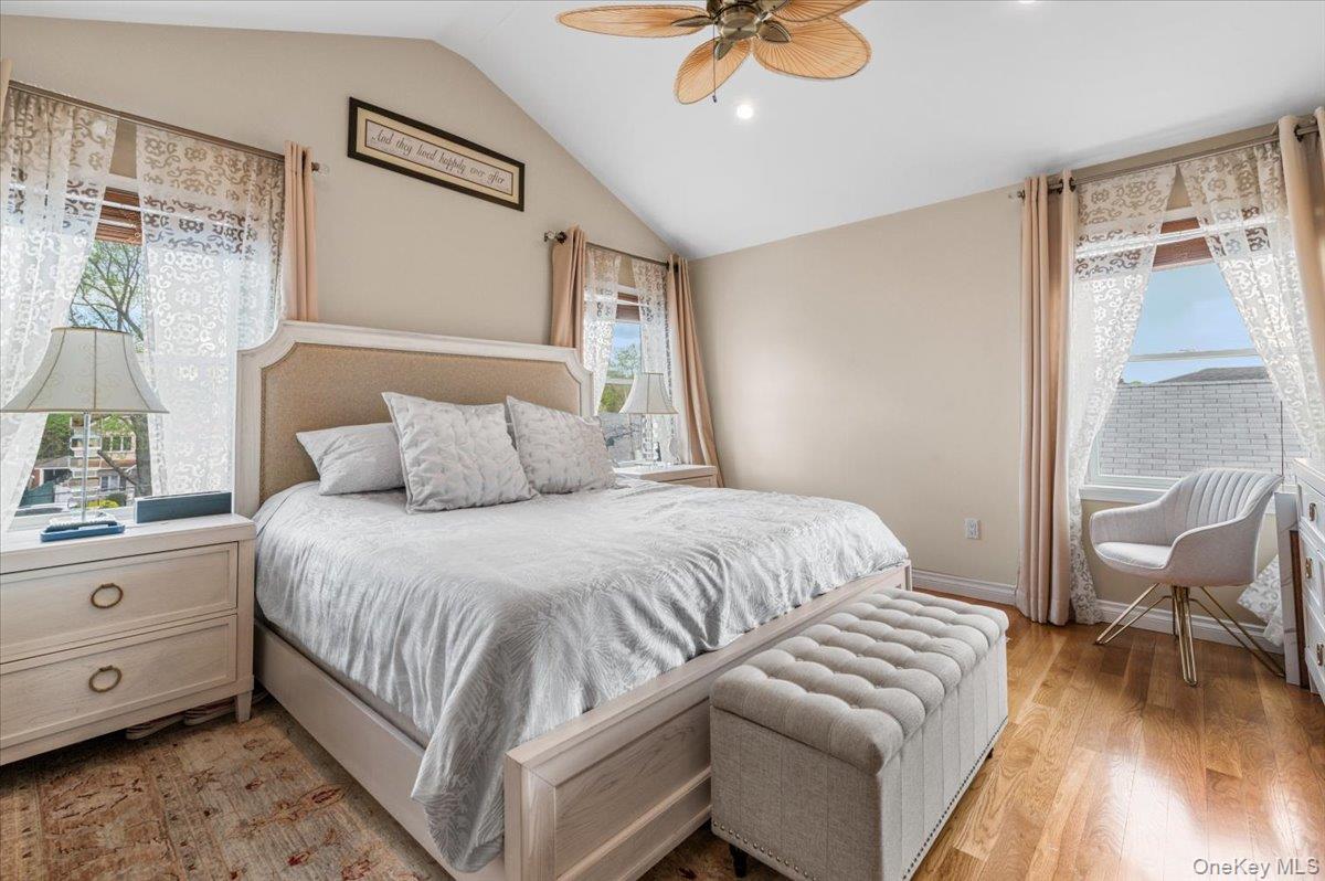 174-28 Pidgeon Meadow Road Queens, NY 11365 - Photo 19 of 42