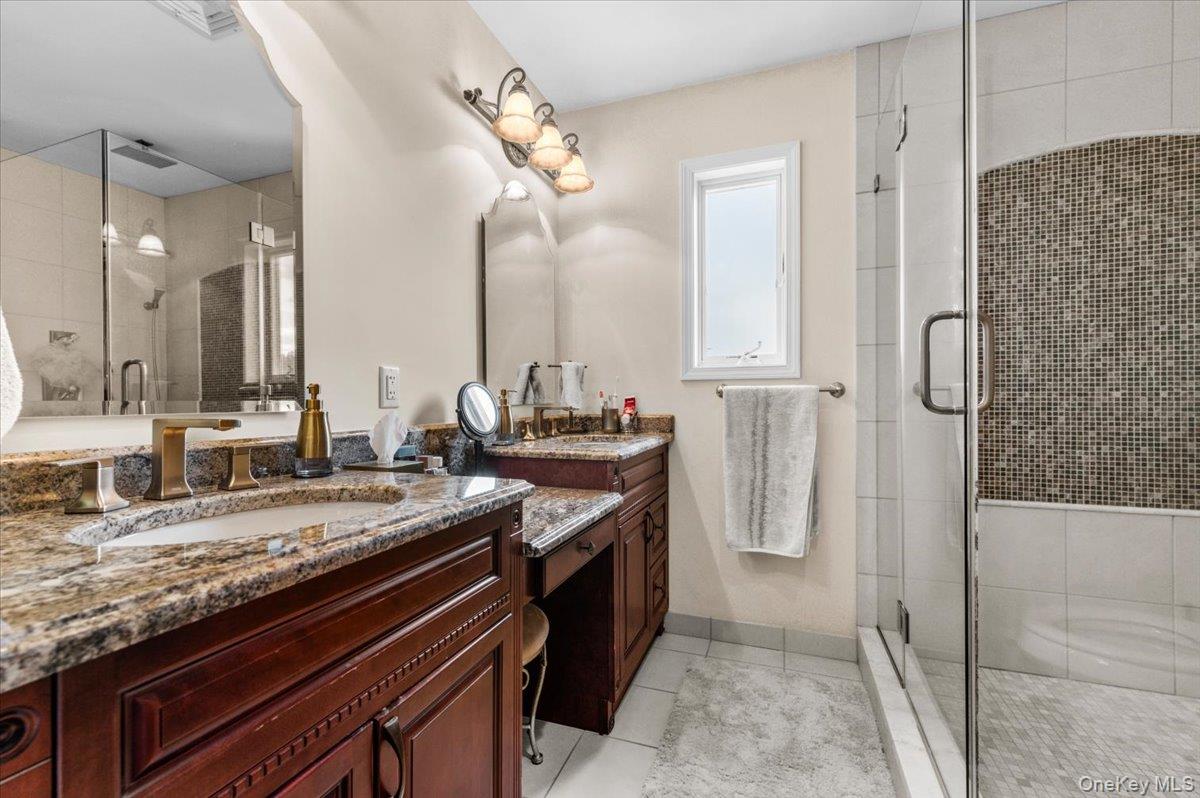 174-28 Pidgeon Meadow Road Queens, NY 11365 - Photo 21 of 42