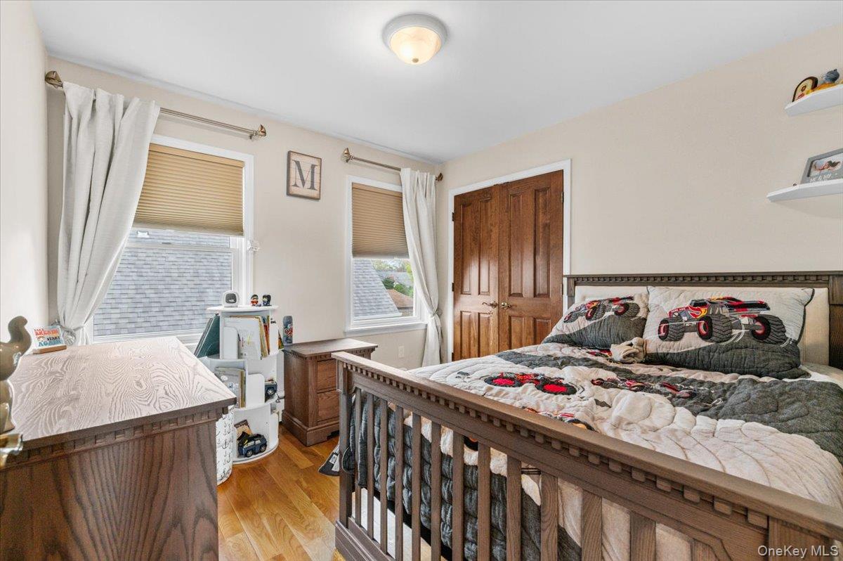 174-28 Pidgeon Meadow Road Queens, NY 11365 - Photo 27 of 42