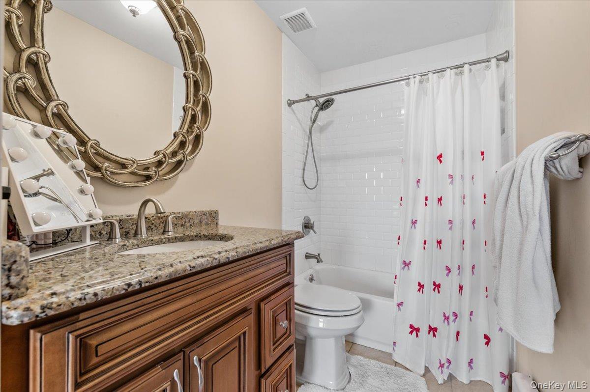 174-28 Pidgeon Meadow Road Queens, NY 11365 - Photo 28 of 42