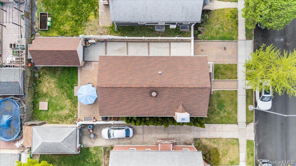 174-28 Pidgeon Meadow Road Queens, NY 11365 - Photo 36 of 42