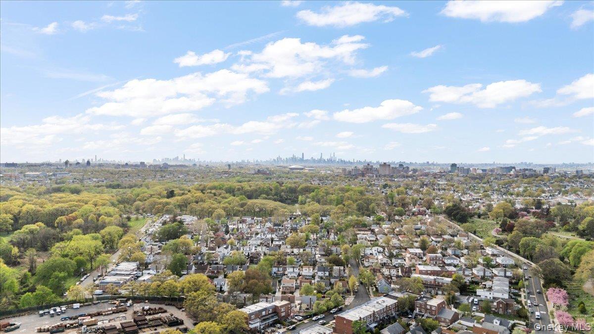 174-28 Pidgeon Meadow Road Queens, NY 11365 - Photo 38 of 42