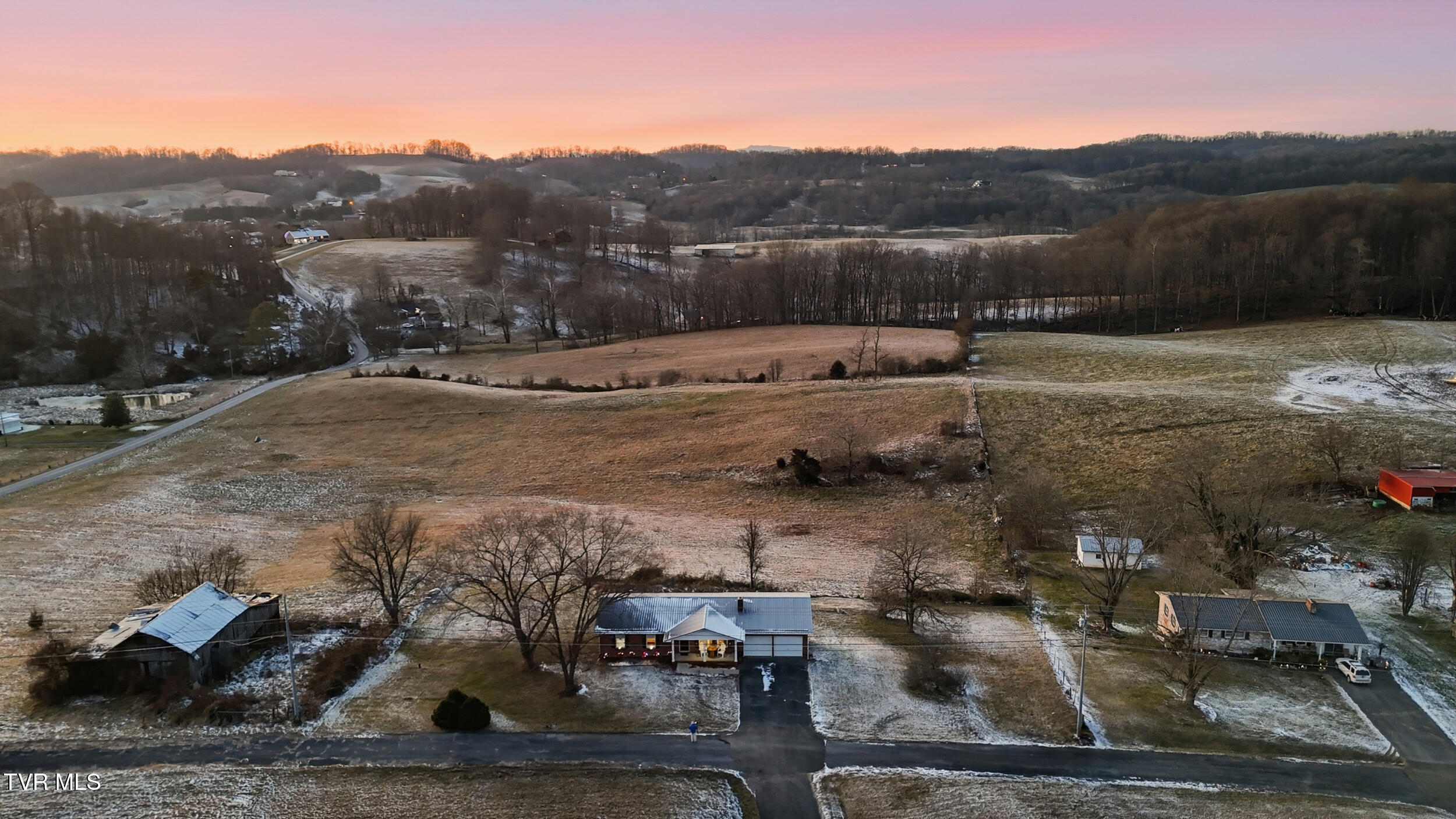 1325 Boones Creek Road Jonesborough, TN 37659 - Photo 35 of 38 10_1325 boones-01