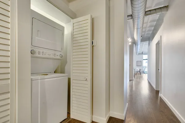 $369,000 | 1307 South Wabash Avenue, Unit 504, Chicago, IL 60605