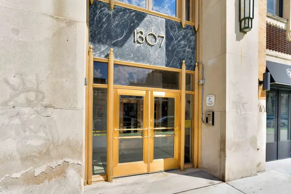 $369,000 | 1307 South Wabash Avenue, Unit 504, Chicago, IL 60605
