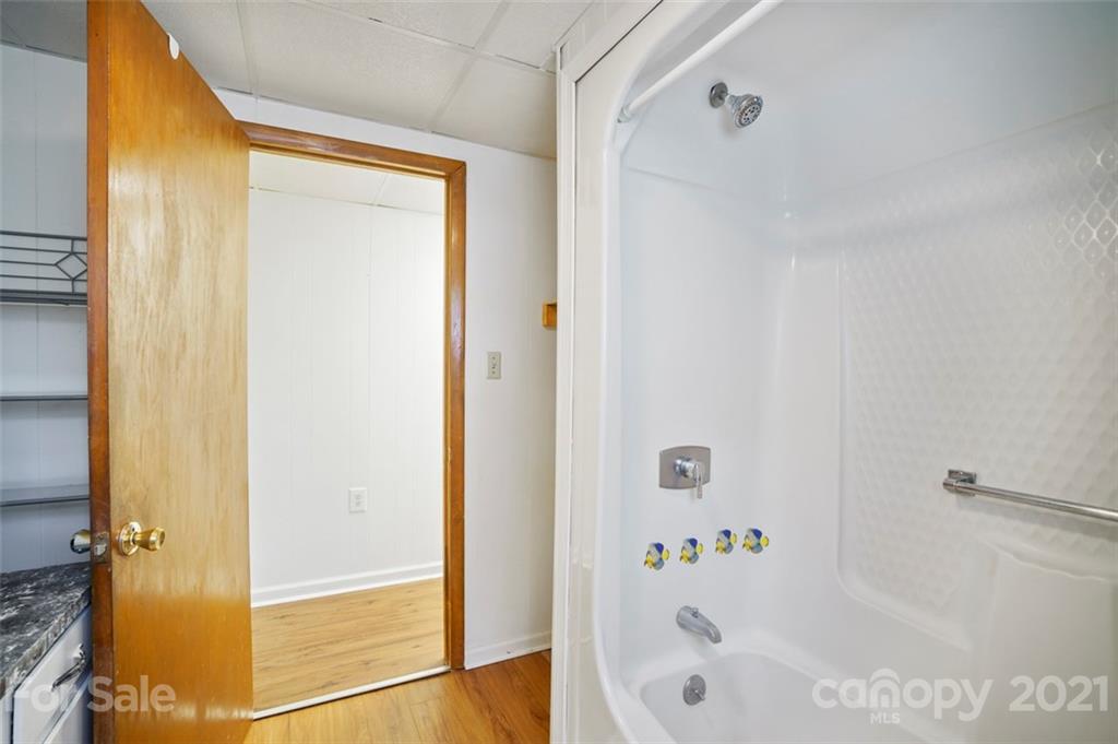6389 Riverbend Road Claremont, NC 28610 - Photo 22 of 29 Gallery Image 22