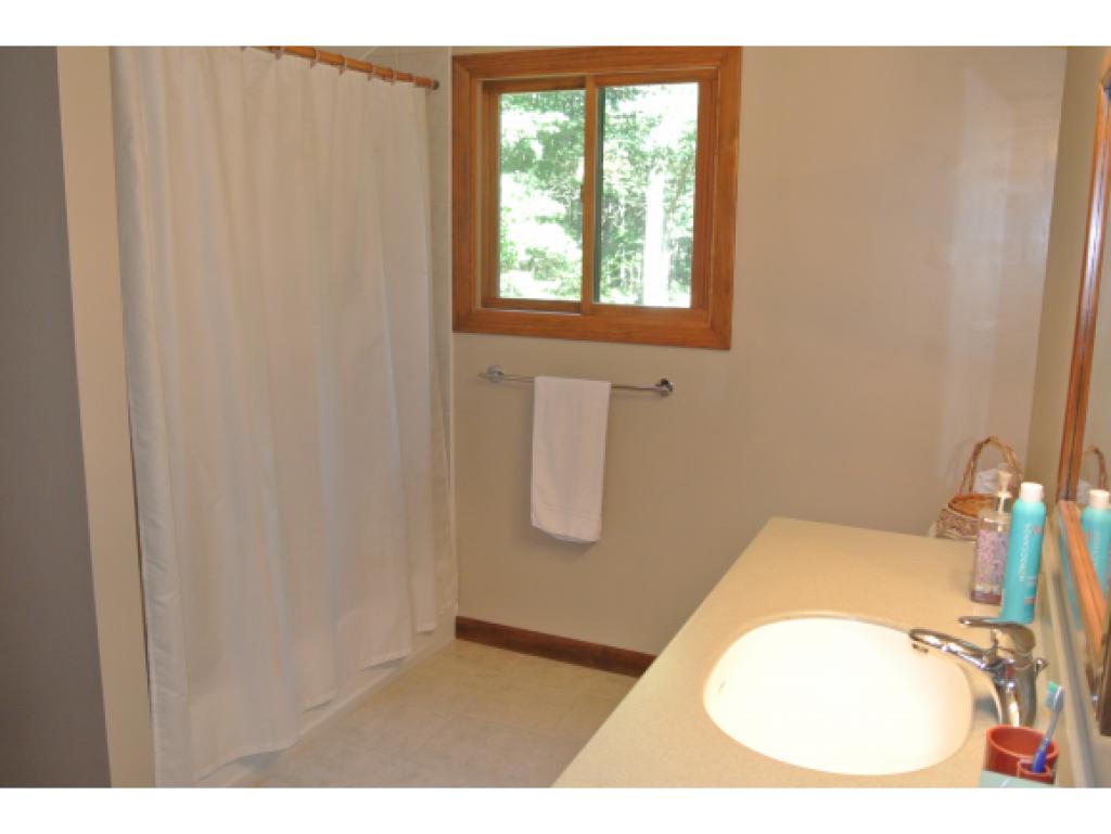8 Danforth Road Merrimack, NH 03054 - Photo 22 of 27