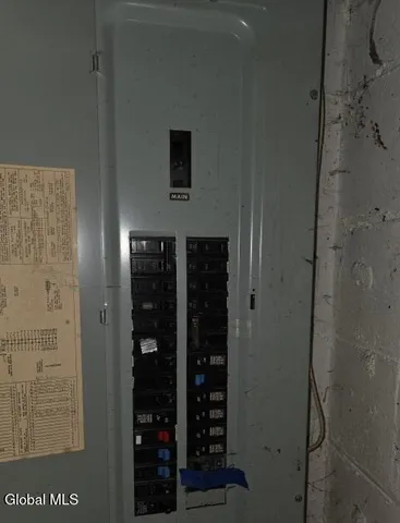 $279,900 | 2204 Almeria Road, Niskayuna, NY 12309