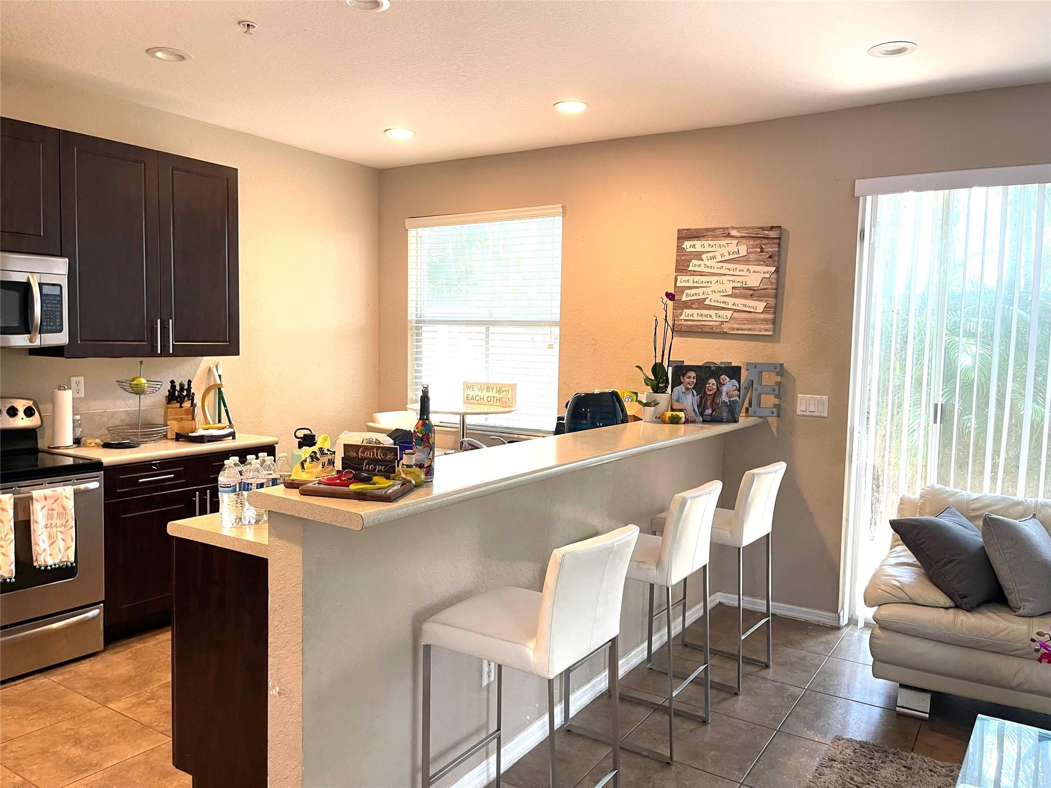 2851 Prospect Road Fort Lauderdale, FL 33309 - Photo 2 of 8 Photo 2