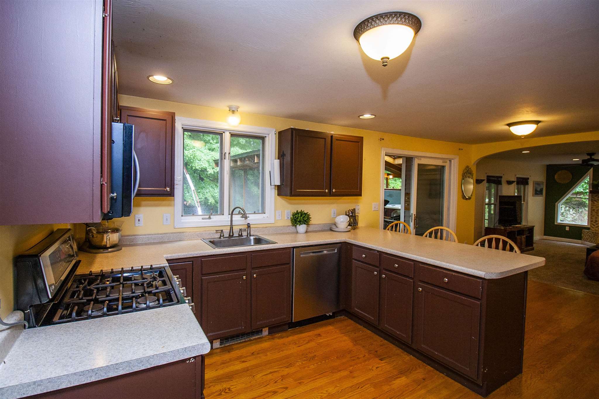 26 Valley Hill Road Pelham, NH 03076 - Photo 6 of 39