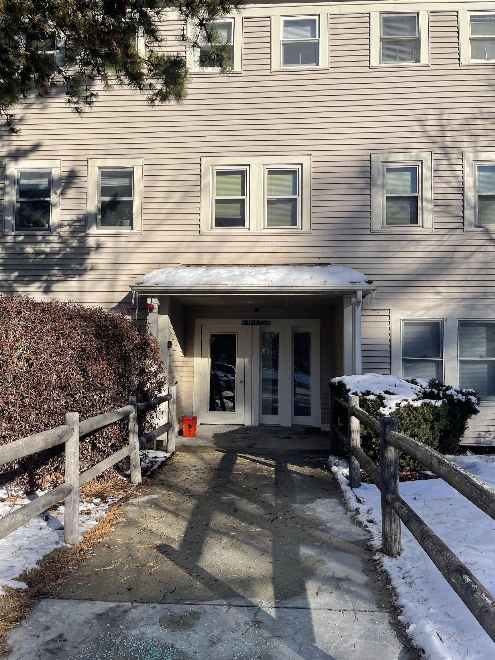 58 Branch Turnpike, Unit 73 Concord, NH 03301 - Photo 5 of 26