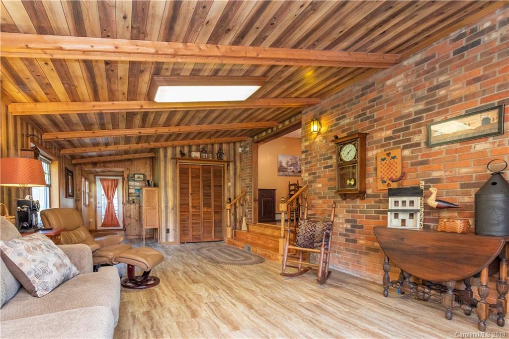 201 Morgan Branch Road Leicester, NC 28748 - Photo 13 of 36 Gallery Image 13
