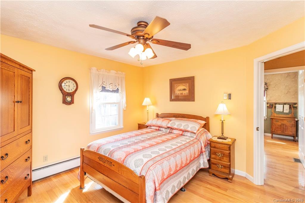 201 Morgan Branch Road Leicester, NC 28748 - Photo 15 of 36 Gallery Image 15