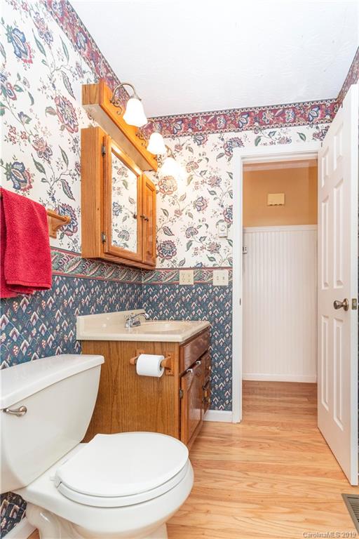 201 Morgan Branch Road Leicester, NC 28748 - Photo 25 of 36 Gallery Image 25