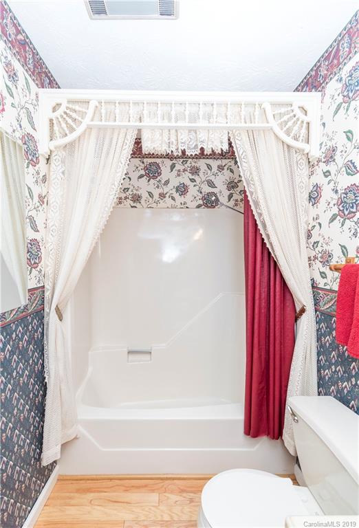 201 Morgan Branch Road Leicester, NC 28748 - Photo 26 of 36 Gallery Image 26