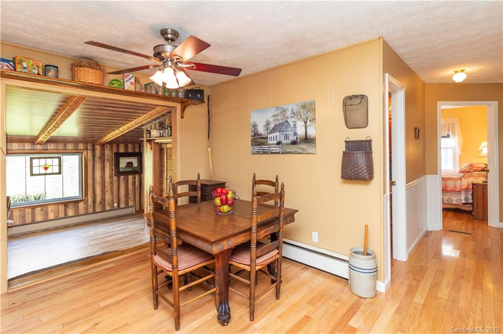201 Morgan Branch Road Leicester, NC 28748 - Photo 8 of 36 Gallery Image 8