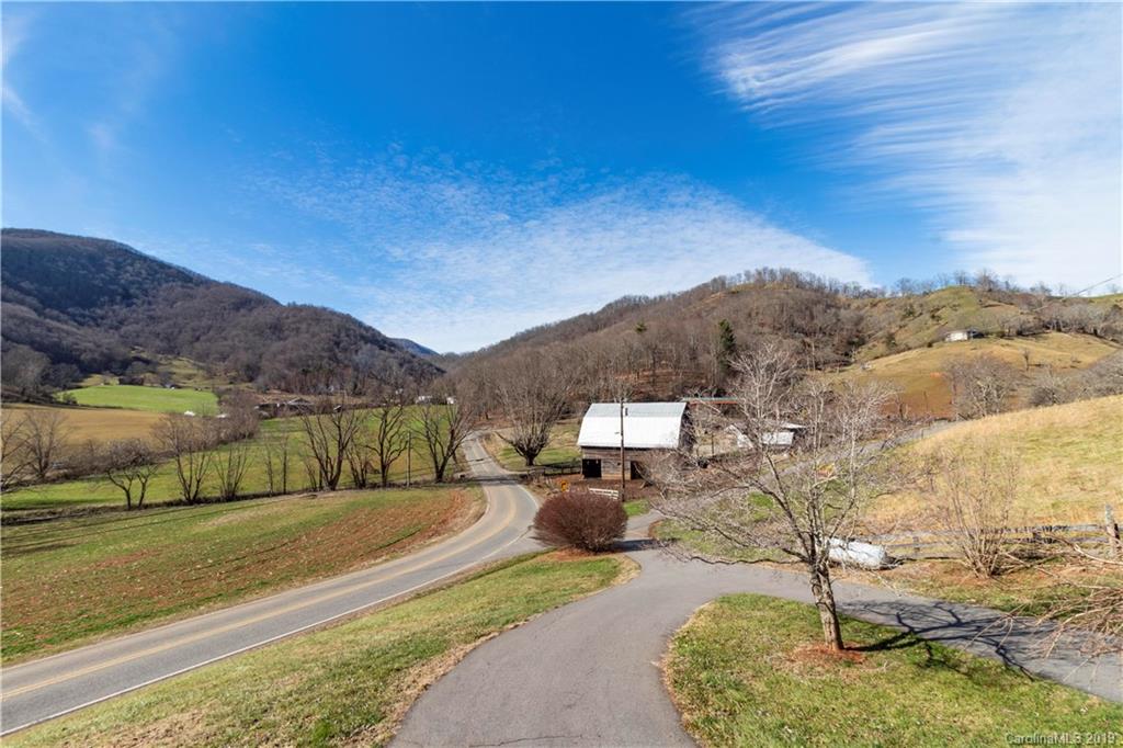 201 Morgan Branch Road Leicester, NC 28748 - Photo 10 of 36 Gallery Image 10