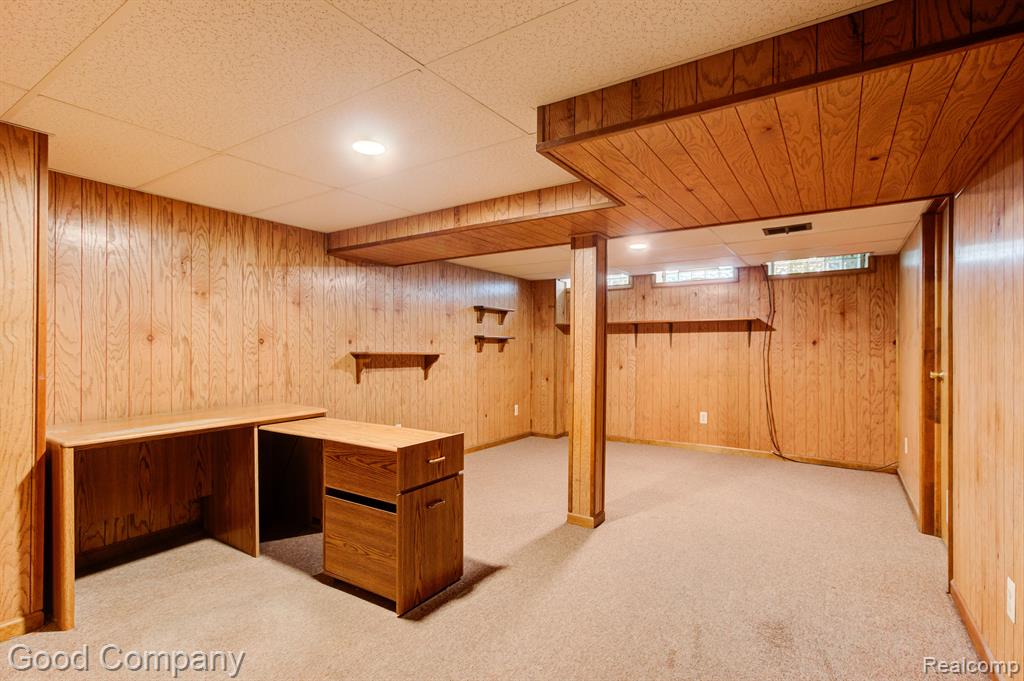 178 Manor Way Rochester Hills, MI 48309 - Photo 28 of 40