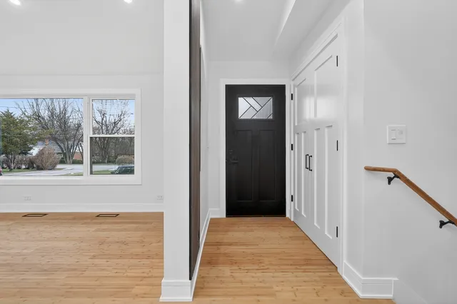 $920,000 | 200 Pine Street, Prospect Heights, IL 60070