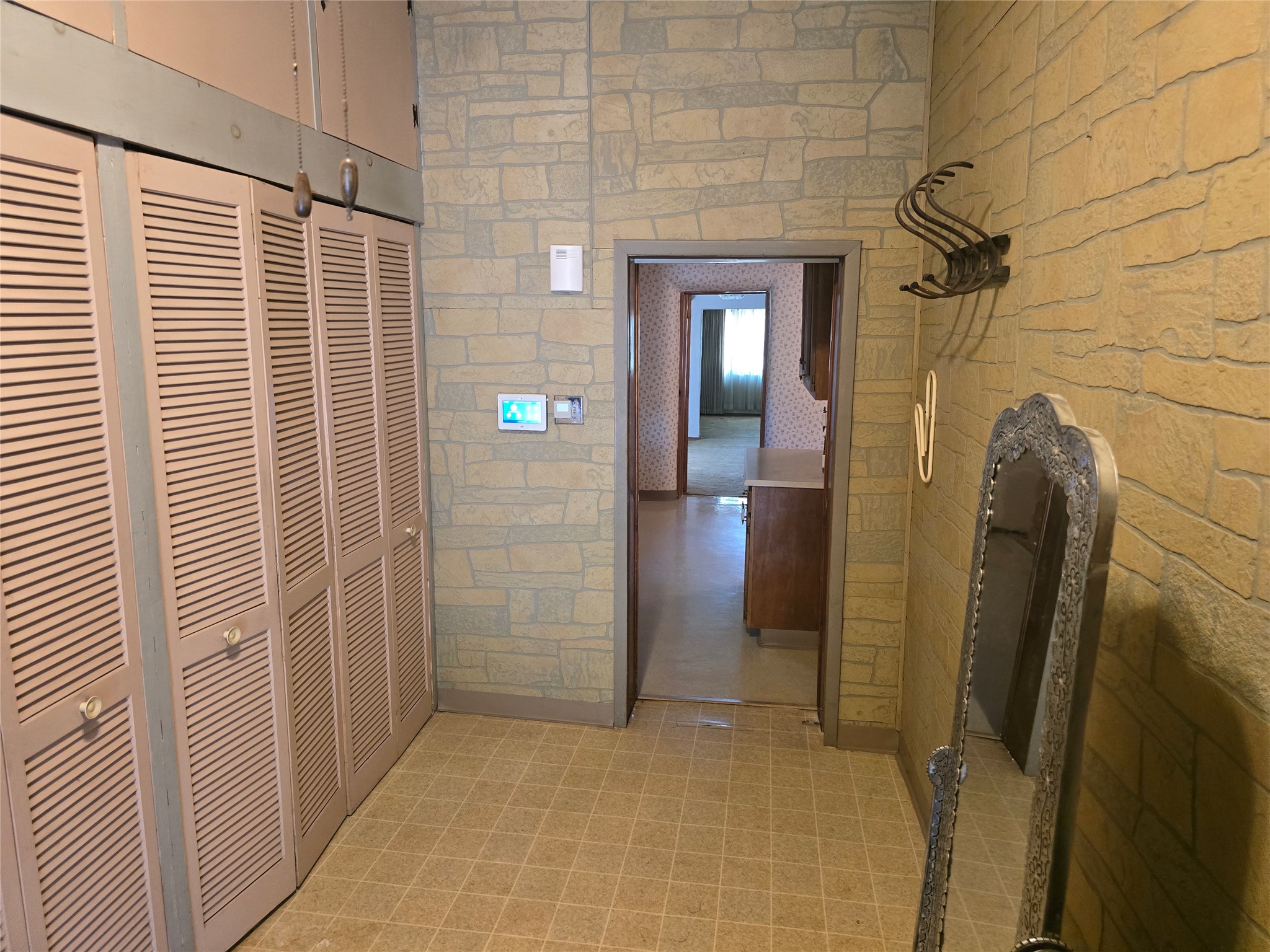 196 Lower San Pedro Road Espanola, NM 87532 - Photo 22 of 35