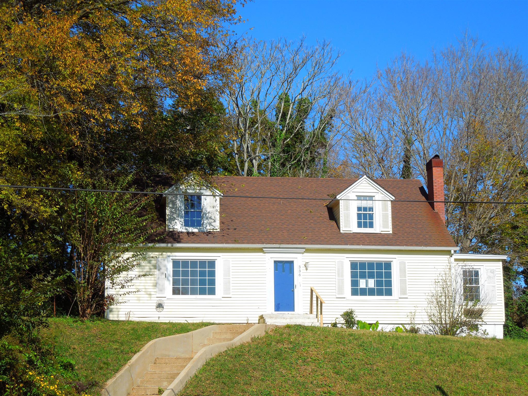 front view of house with a yard