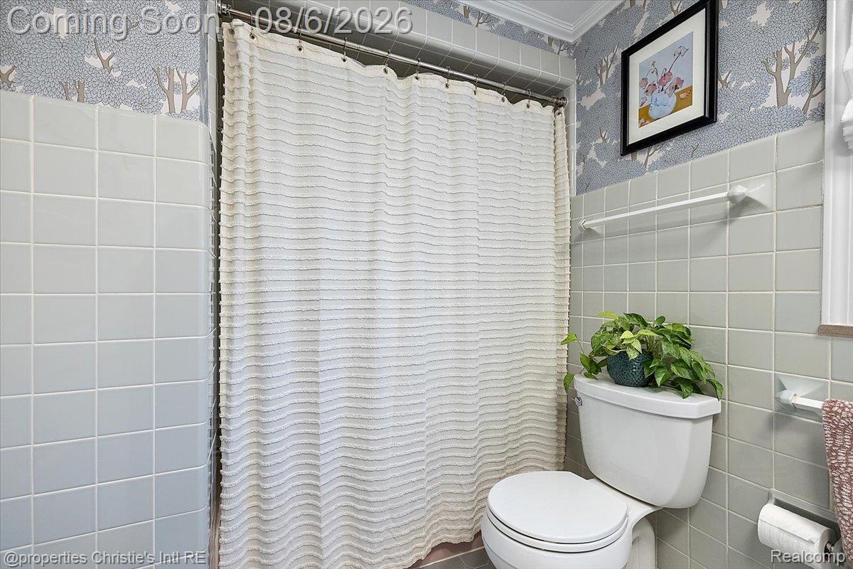 788 Rivard Boulevard Grosse Pointe, MI 48230 - Photo 24 of 28 58-788 Ricard -58.jpg
