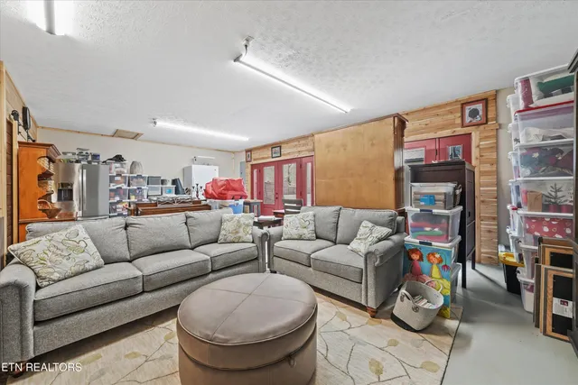 $699,500 | 3225 Laurelwood Avenue, Sevierville, TN 37862