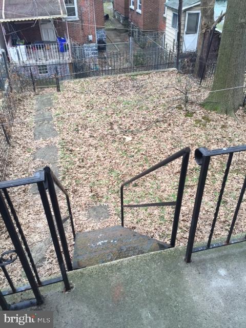 609 Marlyn Road Philadelphia, PA 19151 - Photo 11 of 12 Back yard.