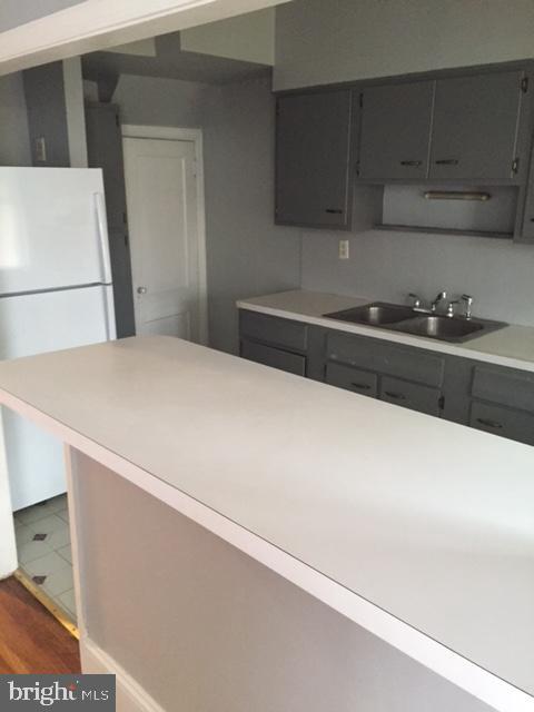 609 Marlyn Road Philadelphia, PA 19151 - Photo 4 of 12 Kitchen.