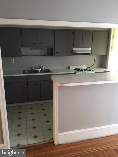 609 Marlyn Road Philadelphia, PA 19151 - Photo 5 of 12 Kitchen.