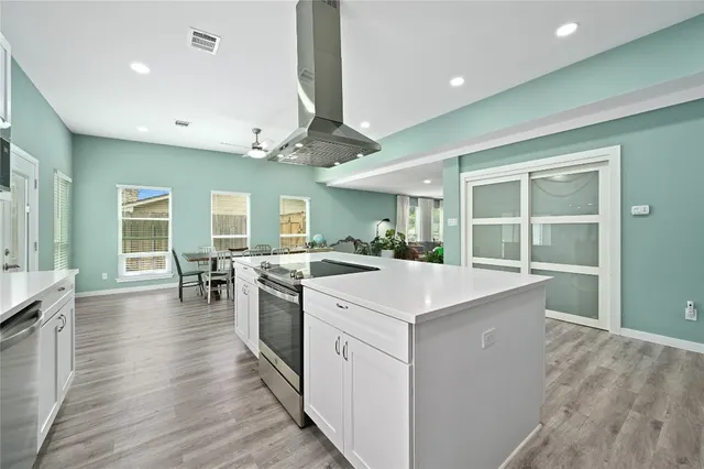 $559,000 | 7317 Shadywood Drive, Austin, TX 78745