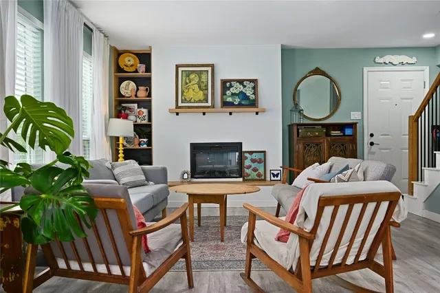 $559,000 | 7317 Shadywood Drive, Austin, TX 78745