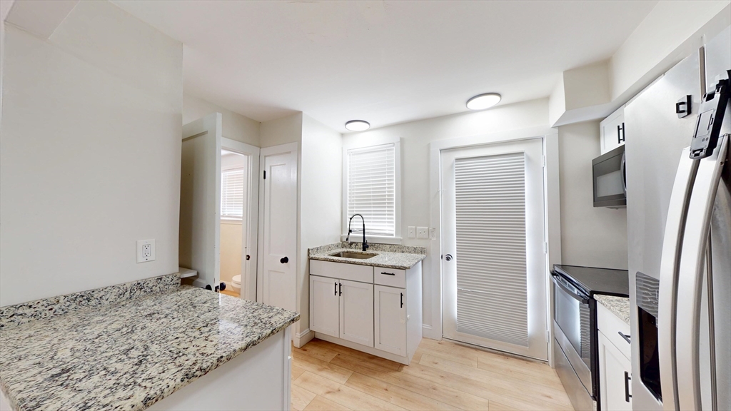 311 Winthrop Street Rehoboth, MA 02769 - Photo 10 of 29