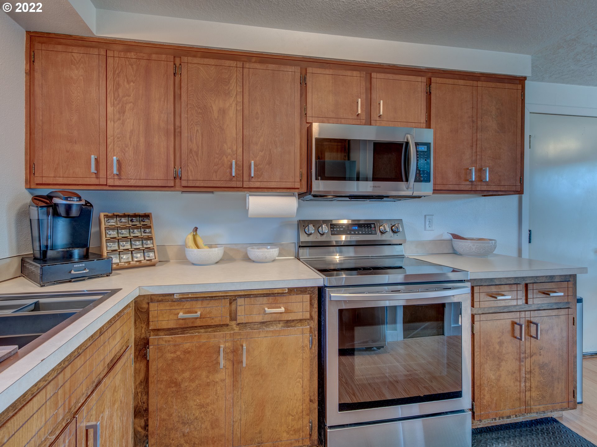 3740 Marshall Avenue Eugene, OR 97402 - Photo 6 of 23