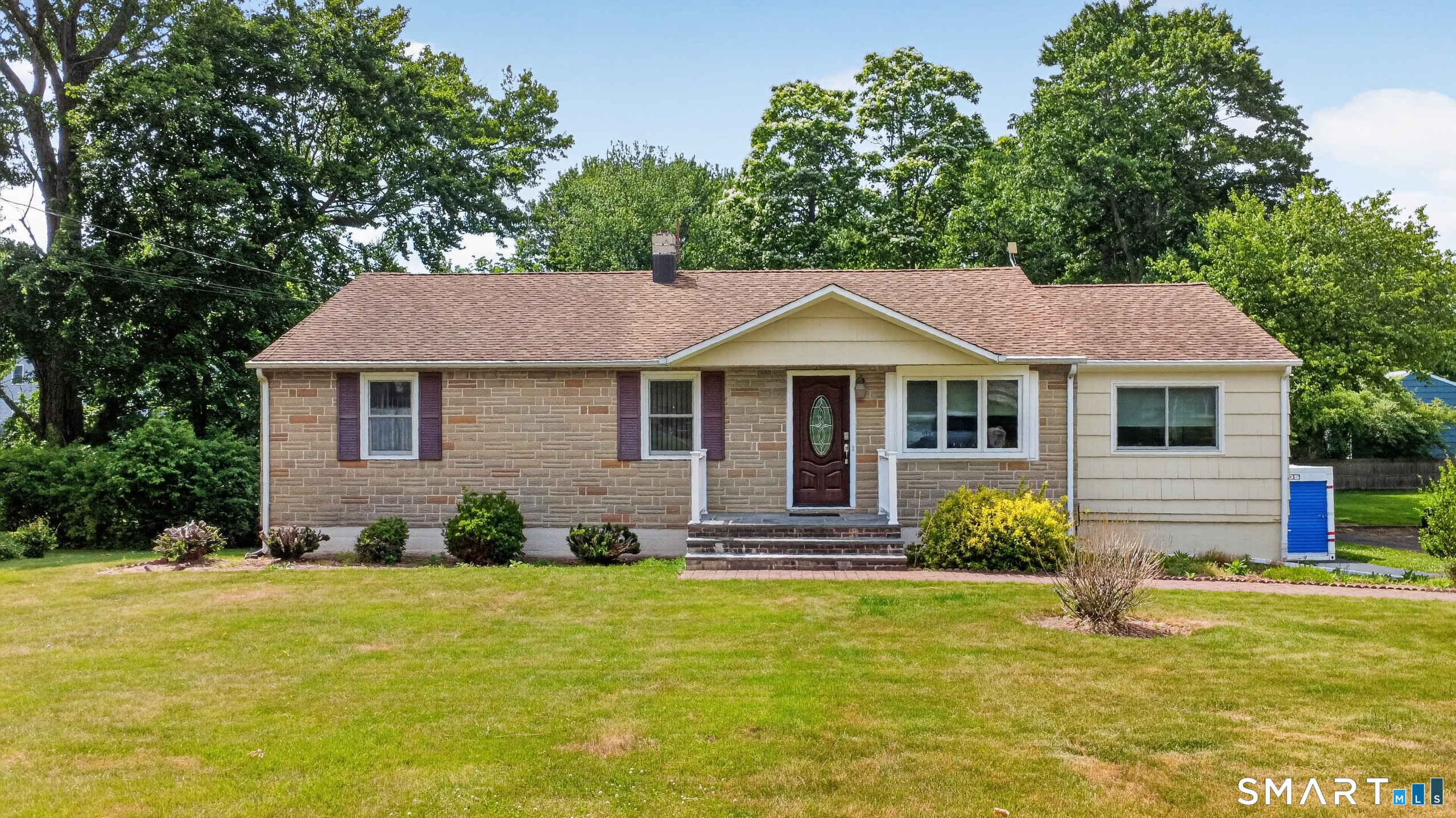 529 Burroughs Road Fairfield, CT 06825 - Photo 1 of 21