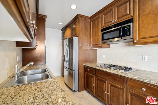 $3,500 | 133 North Swall Drive, Unit 203, Beverly Hills, CA 90211