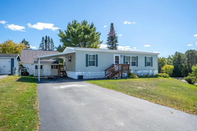 $174,000 | 4 Ridgeview Terrace, Dalton, NH 03598