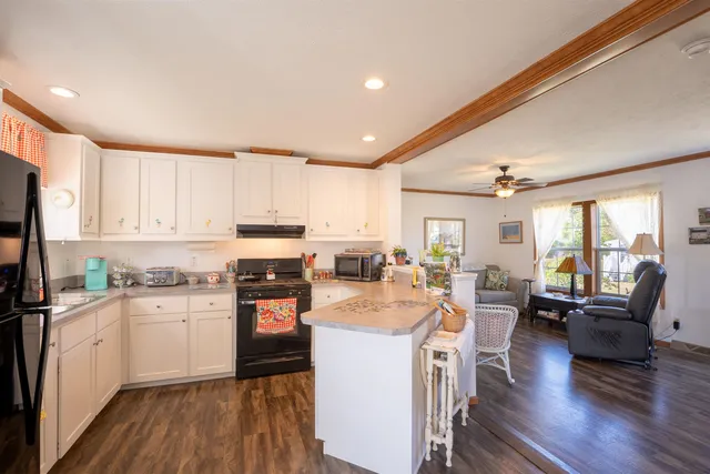 $174,000 | 4 Ridgeview Terrace, Dalton, NH 03598