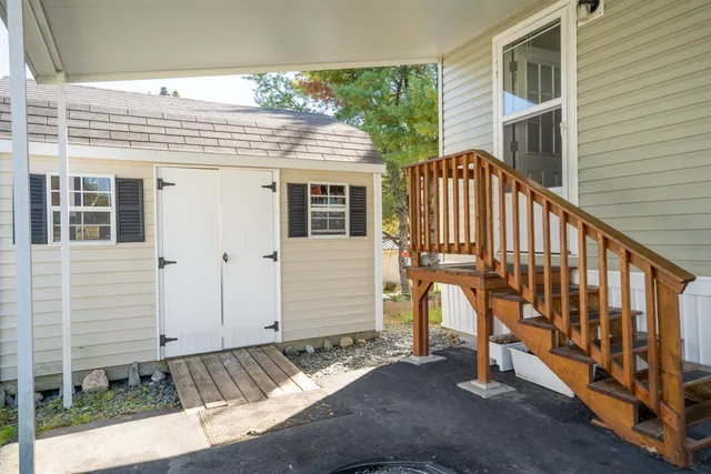 $174,000 | 4 Ridgeview Terrace, Dalton, NH 03598