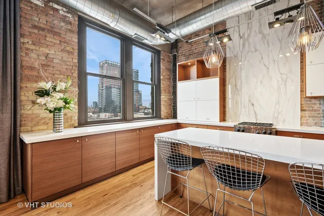 $2,175,000 | 1327 West Washington Boulevard, Unit 5CD, Chicago, IL 60607