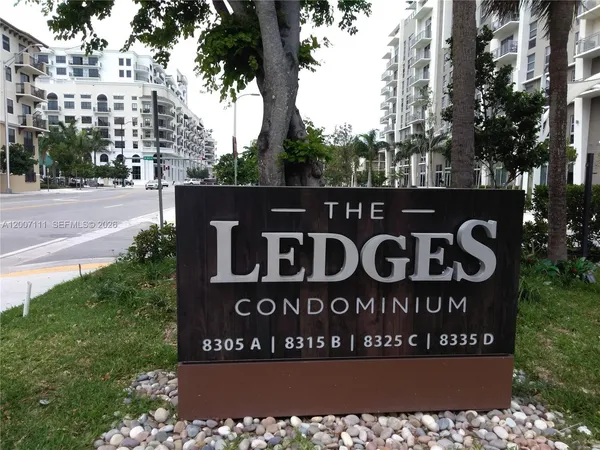 $2,475 | 8315 Southwest 72nd Avenue, Unit 208B, Miami, FL 33143