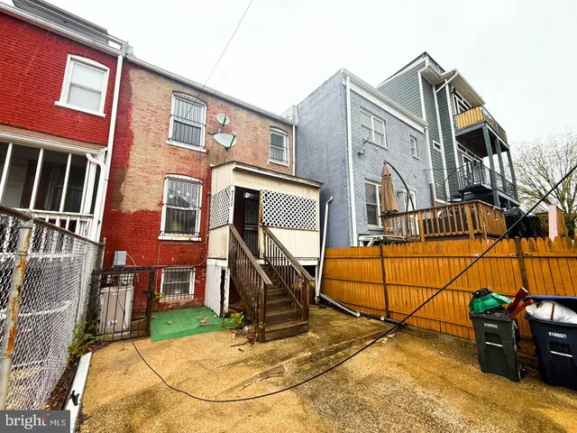 a view of a house with a park