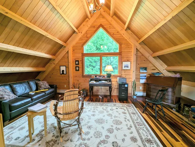 $1,249,950 | 187 East Hill Road, Woodbury, VT 05658