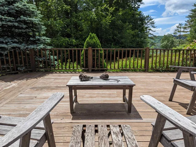 $1,249,950 | 187 East Hill Road, Woodbury, VT 05658