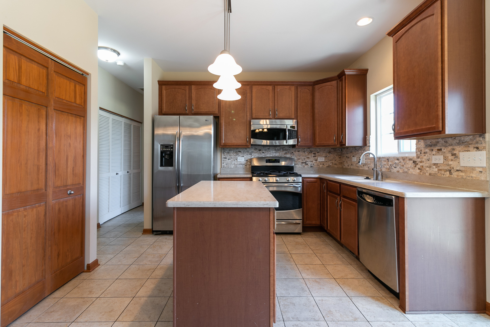 965 Brahms Road Volo, IL 60073 - Photo 8 of 30