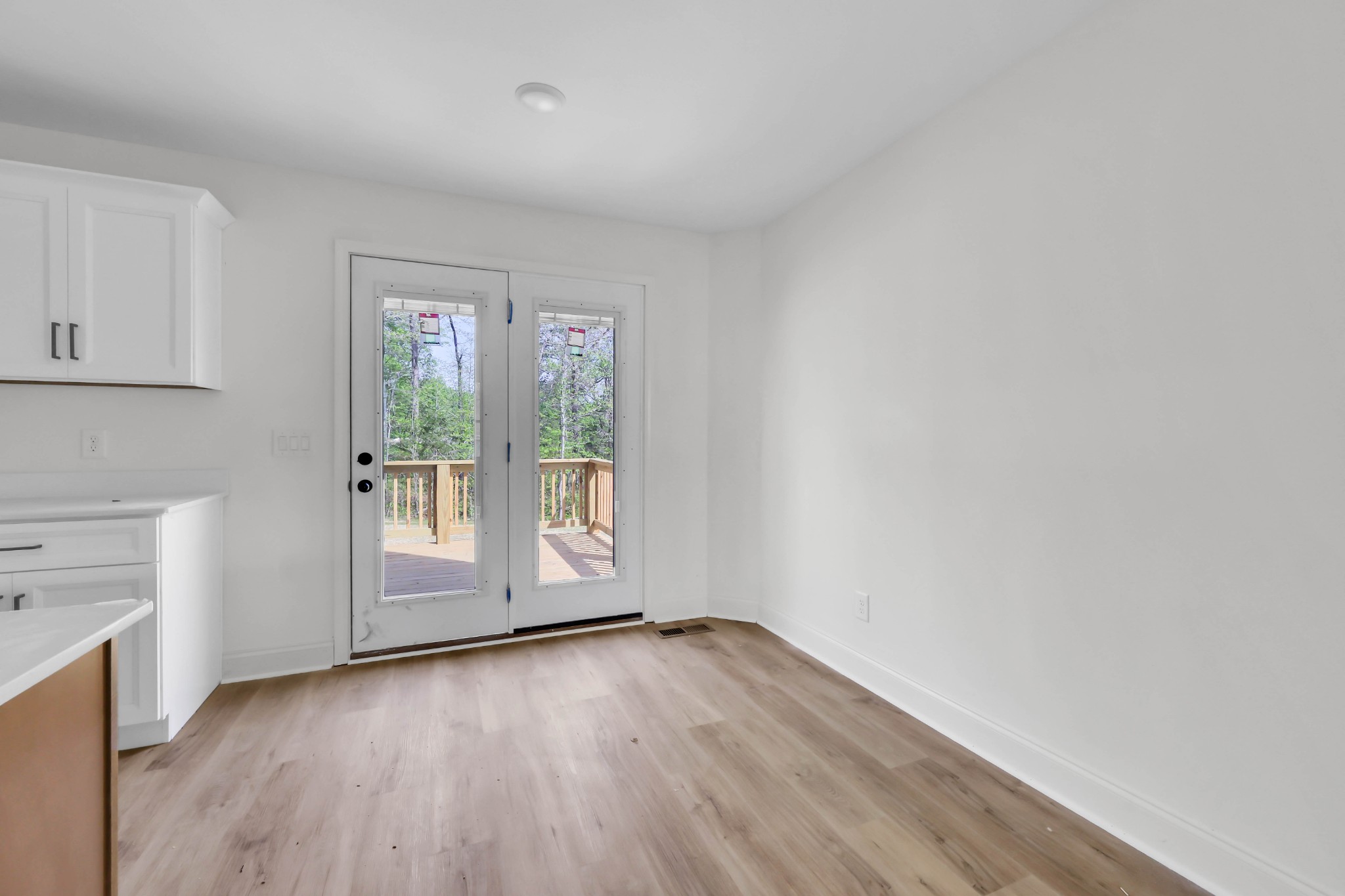 245 Wayne Hall Road Clarksville, TN 37040 - Photo 7 of 17