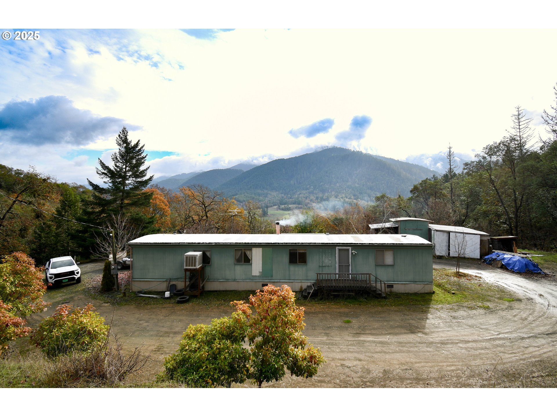 214 Thompson Road Riddle, OR 97469 - Photo 37 of 47