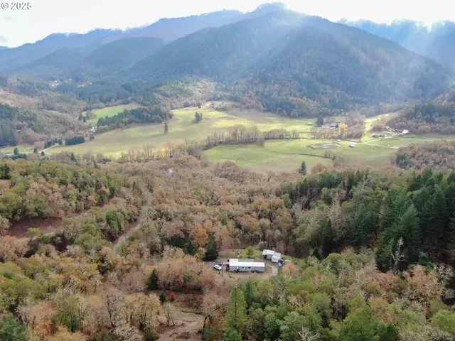 $289,900 | 214 Thompson Road, Riddle, OR 97469