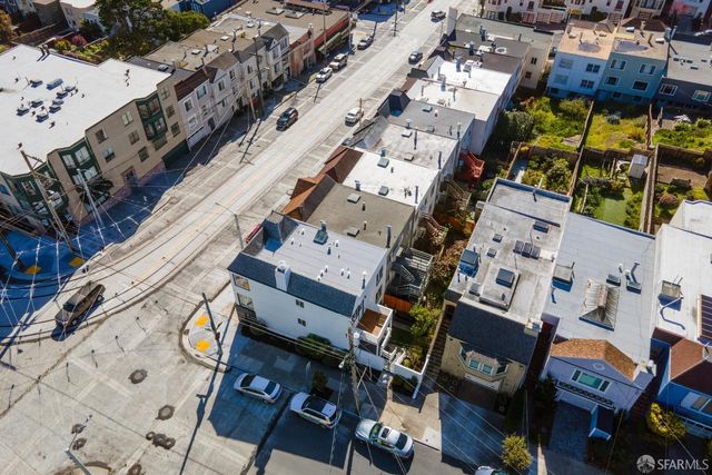 a house view with a outdoor space