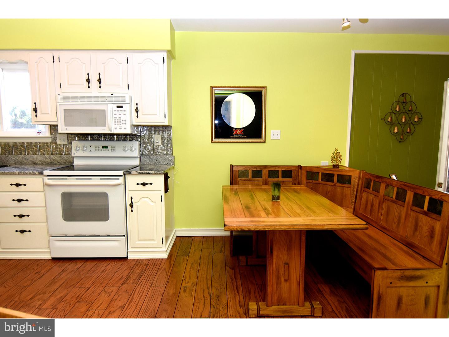 4651 Farming Ridge Boulevard Reading, PA 19606 - Photo 3 of 23